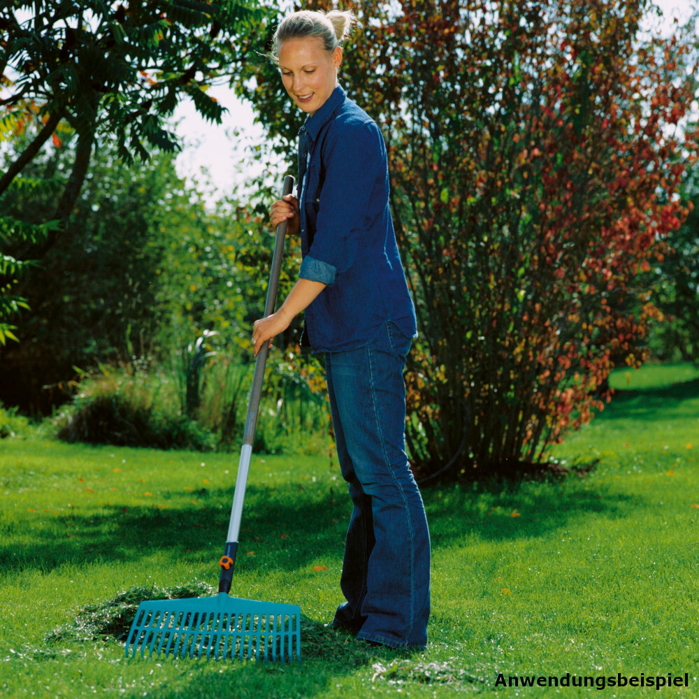 GARDENA combisystem-Rechenbesen mit 22 Zinken image number 1